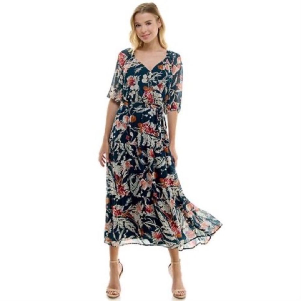 Luxology Women's V Neck Tiered Maxi Dress, Sz: M, Green
